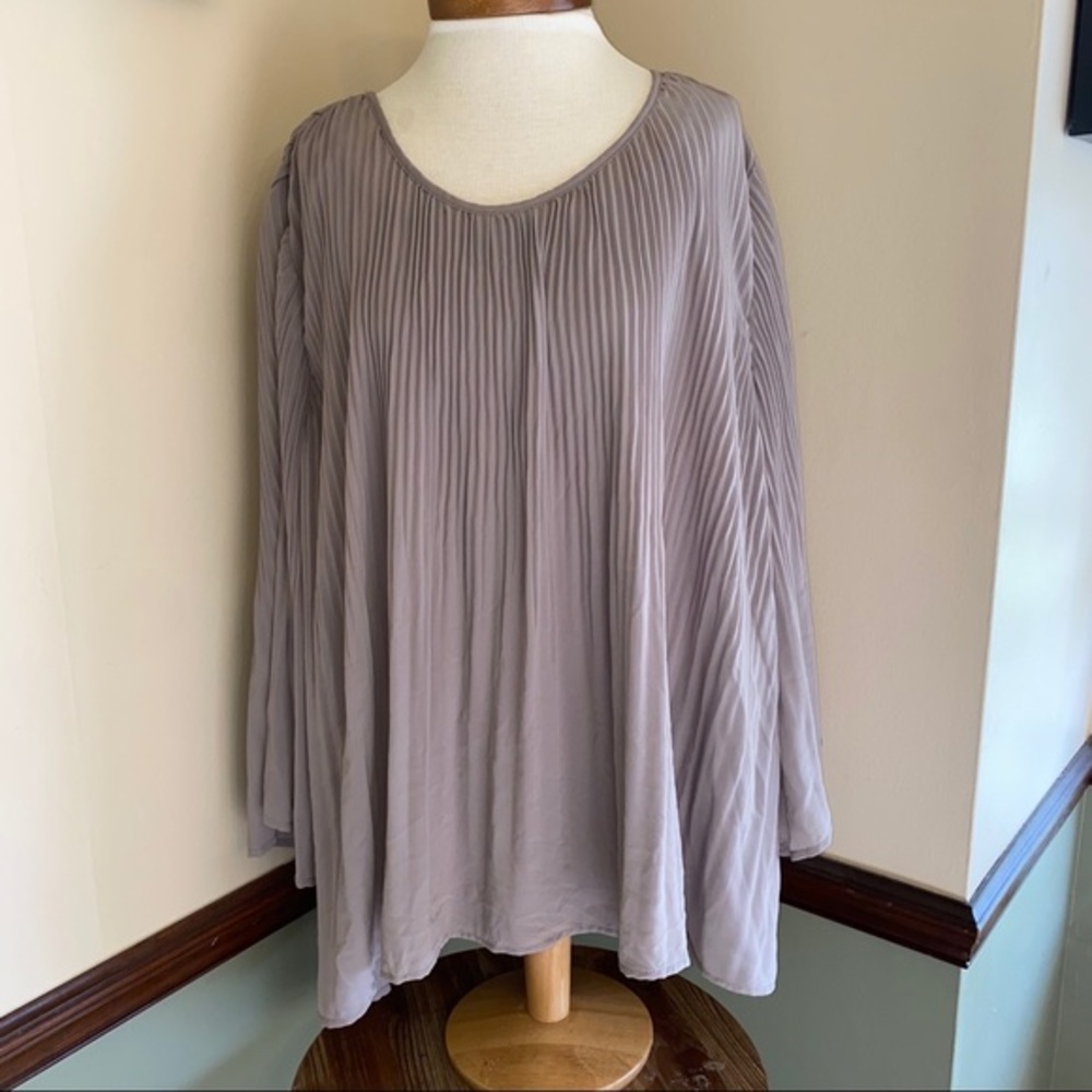 Simply Emma‎ Accordion Pleated Blouse Bell Sleeve 3X